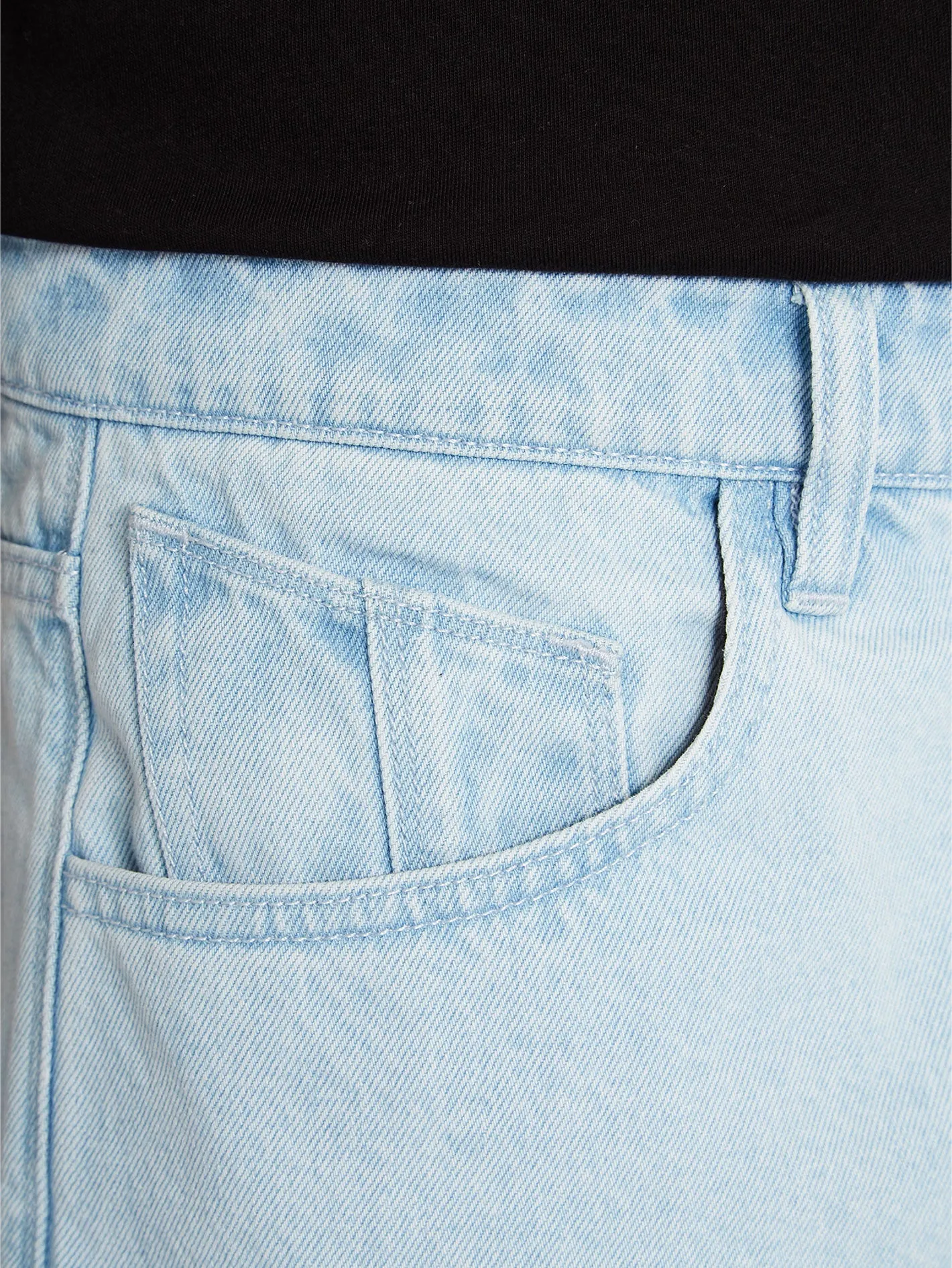 Billow Loose Tapered Fit Jeans - Light Blue