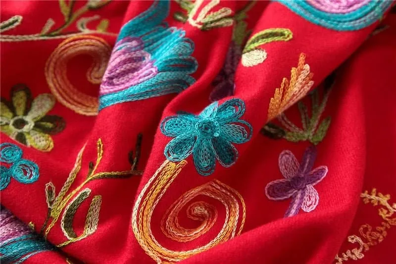 Embroidery Cashmere Wraps - Luxuriously Soft and Warm Scarves for Women and Men