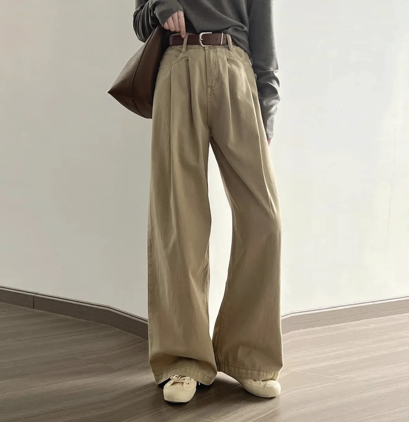 [Korean Style] High Quality Pleated Wide Leg Washed Jeans