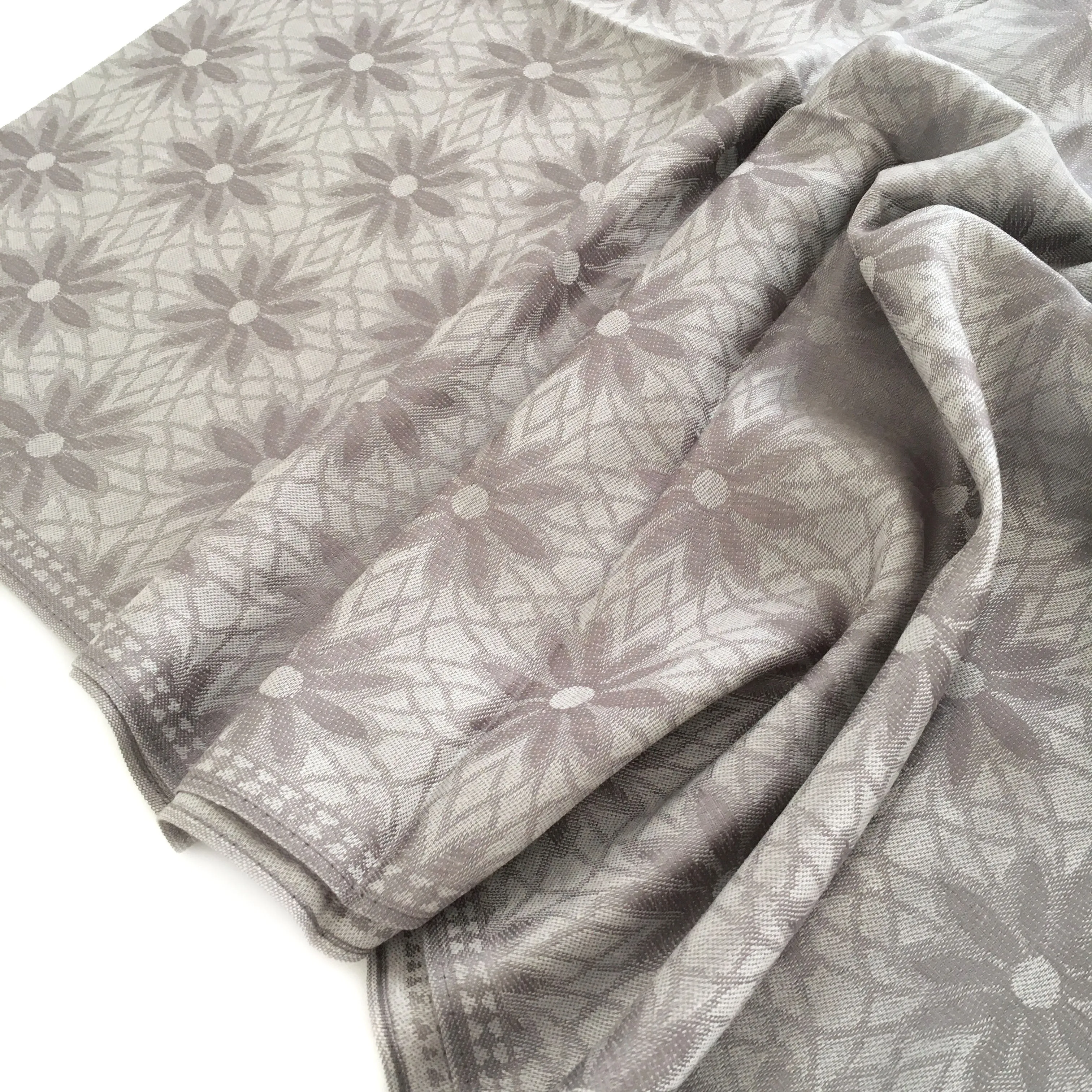 LARGE SILVER FLORAL DAISY PRINT GEOMETRIC REVERSIBLE PASHMINA SHAWL SCARF