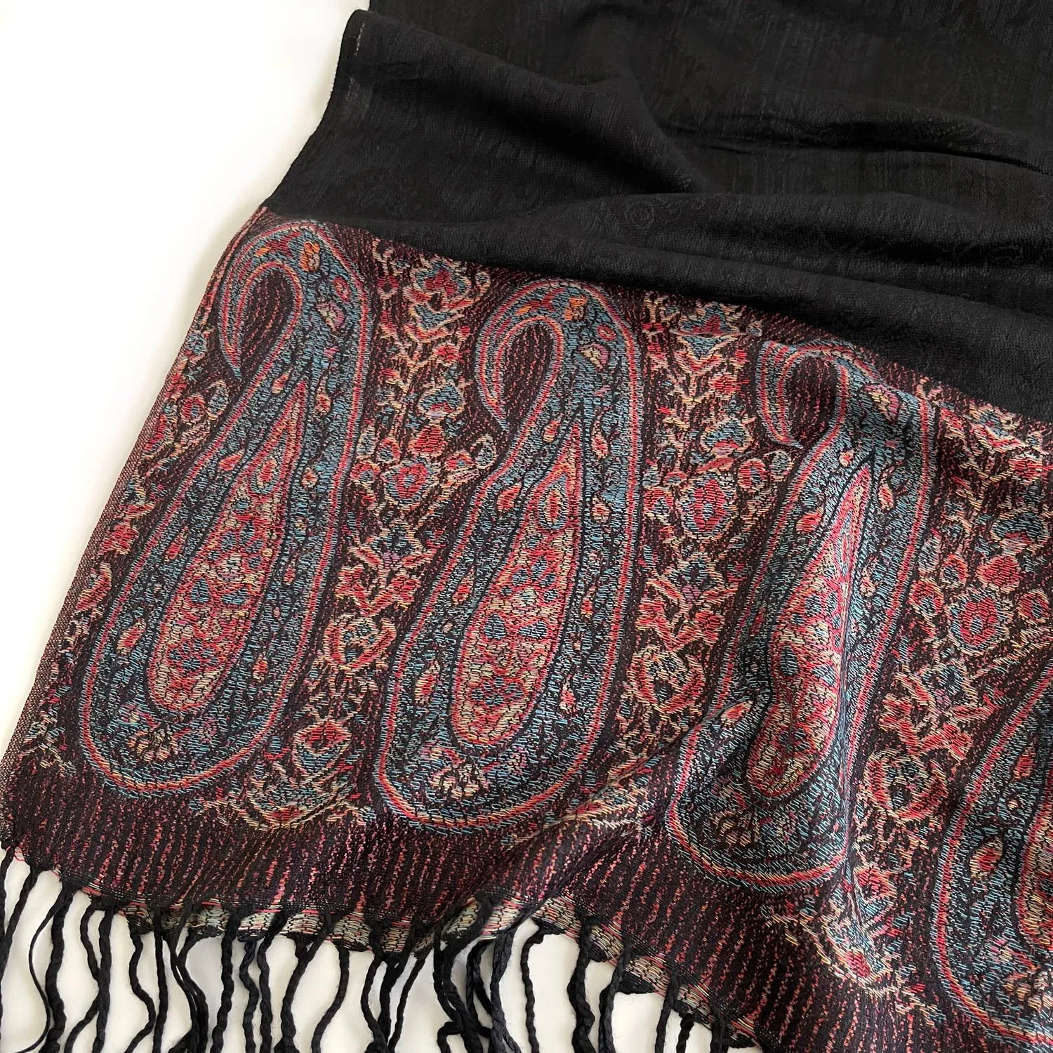 PAISLEY PRINT BLACK LIGHTWEIGHT PASHMINA SHAWL SCARF