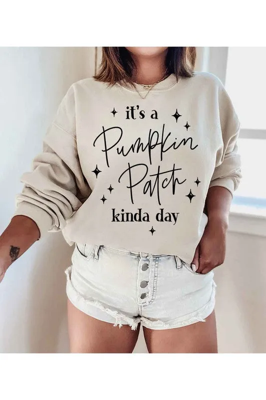 PUMPKIN PATCH DAY GRAPHIC SWEATSHIRT