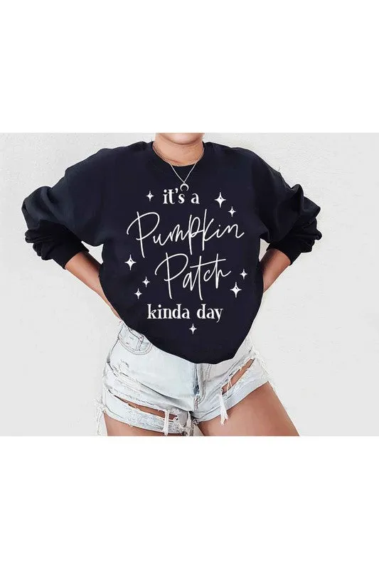 PUMPKIN PATCH DAY GRAPHIC SWEATSHIRT